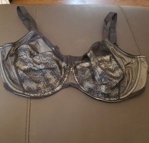 Chantelle Bra in black and beige